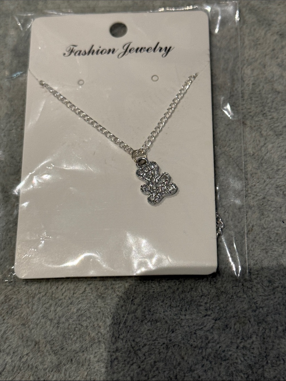 Fashion Jewelry Silver Sparkling Bear Pendant Necklace